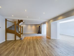 Living Area- click for photo gallery